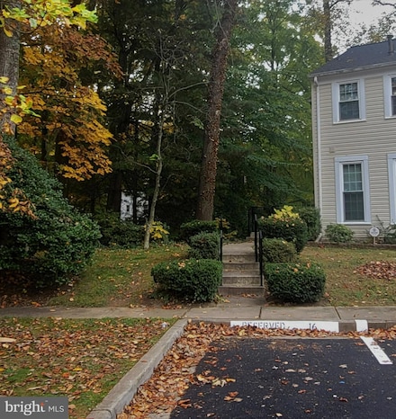 9446 Cloverdale Ct, Burke, VA 22015