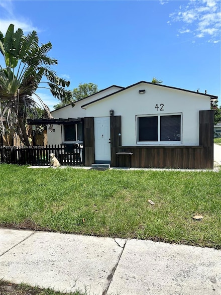 42 SE 10th Terrace, Dania, FL 33004
