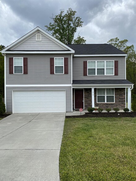 314 Botanical Ct, Bunnlevel, NC 28323