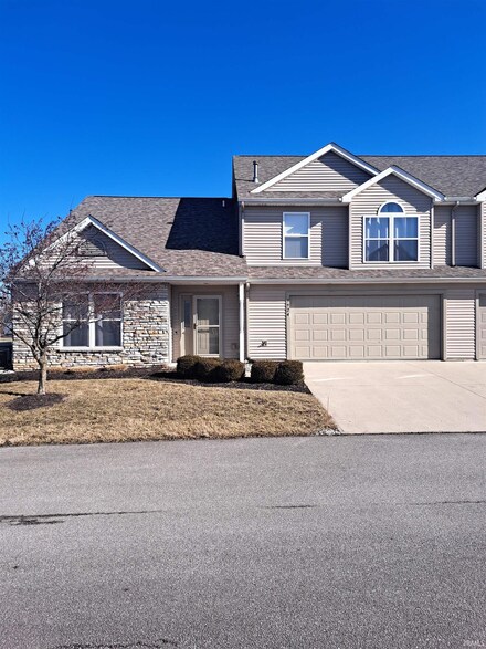 9924 Oak Trail Rd, Fort Wayne, IN 46825