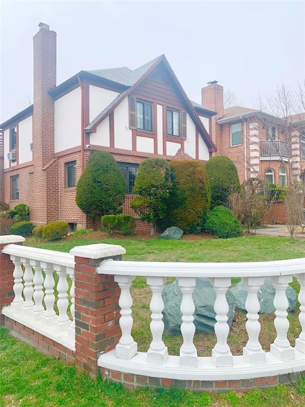 75-80 184th St, Flushing, NY 11366