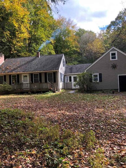 262 Hidden Valley Rd, Charlestown, NH 03603