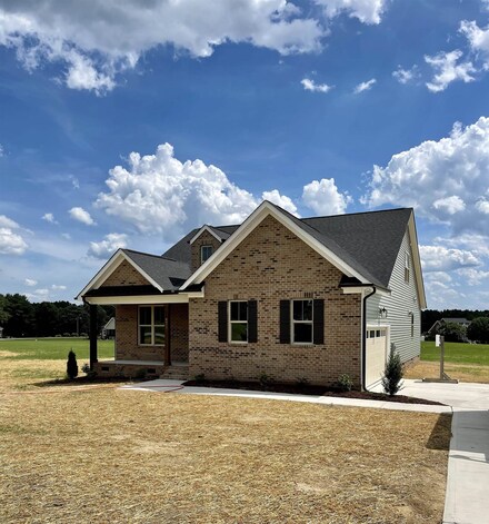 8411 Thomas Ct, Sims, NC 27880