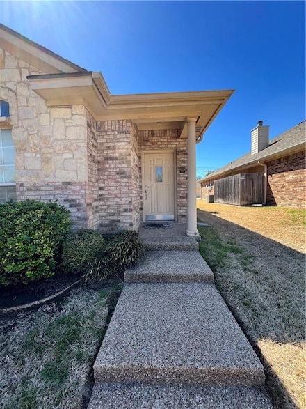 357 Old Mill Creek Dr, Waco, TX 76712