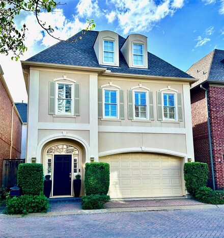 207 Wynden Crescent Ct, Houston, TX 77056