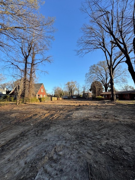1804 South Pkwy E, Memphis, TN 38114