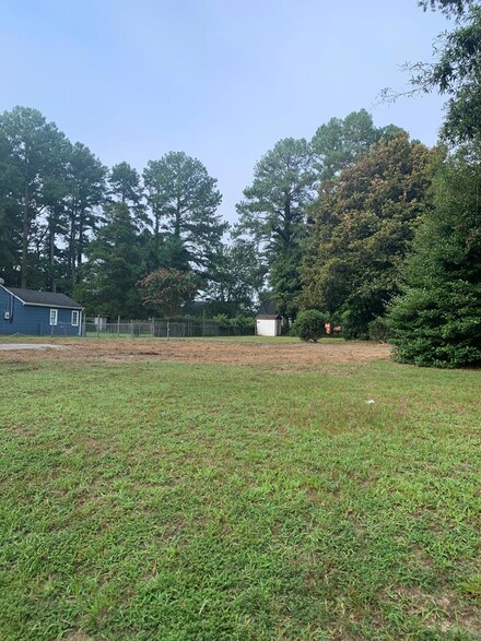 417 Laurel St, Emporia, VA 23847
