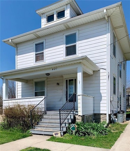 421 W Cooper St, Maryville, MO 64468