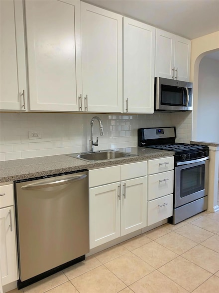 2106 Steinway St Unit Floor 2, Astoria, NY 11105
