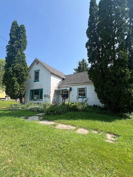 530 Wisconsin St, Columbus, WI 53925