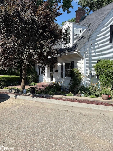 1 Terrace Ct, Ottumwa, IA 52501
