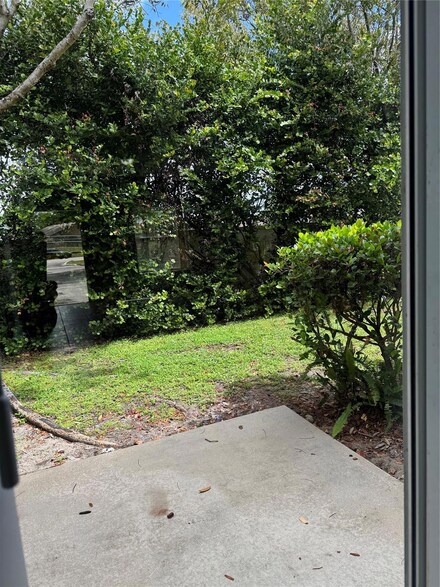 7473 Tam Oshanter Blvd, North Lauderdale, FL 33068