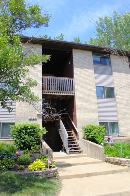 2362 South St Unit C, Elgin, IL 60123