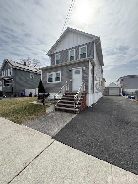 18 Harris St Unit 1, Carteret, NJ 07008