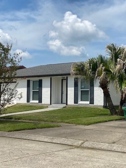 3180 Primwood Dr, Harvey, LA 70058
