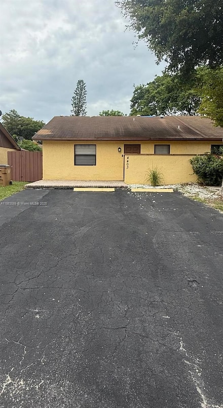 4403 NW 4th Ave, Pompano Beach, FL 33064