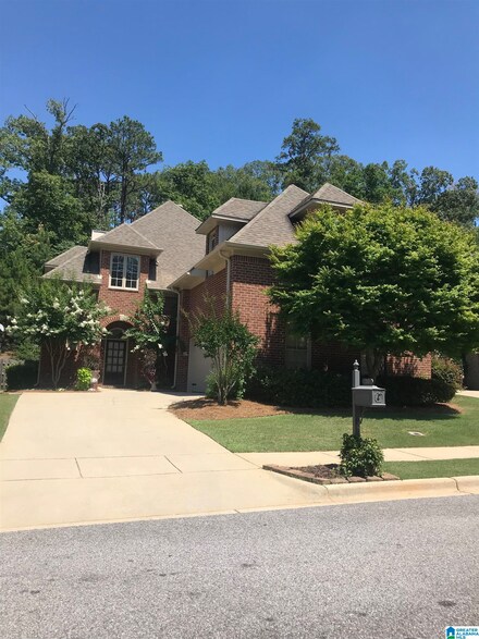 237 Courtside Dr Unit 42, Birmingham, AL 35242