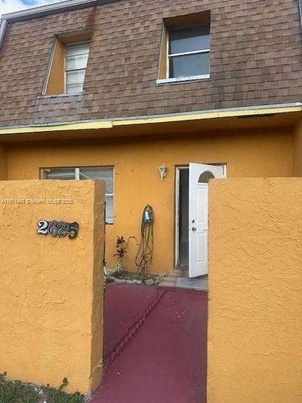 2625 NW 60th Way, Sunrise, FL 33313