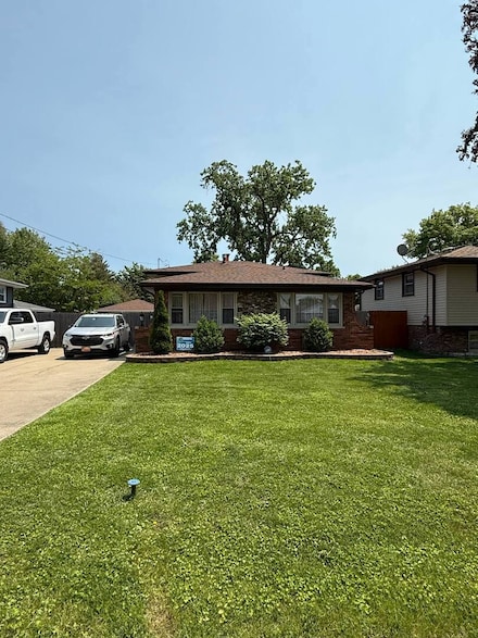 10909 S Neenah Ave, Worth, IL 60482