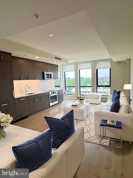 1211 Van St SE Unit 506, Washington, DC 20003