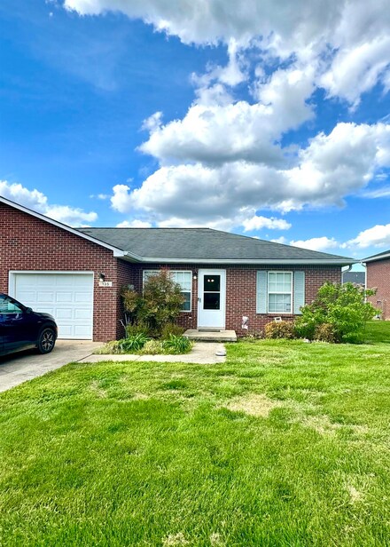 135 Croghan Way, Vine Grove, KY 40175