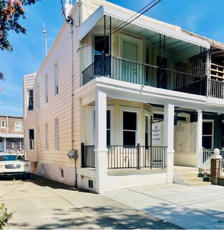 39 E 52nd St, Brooklyn, NY 11203