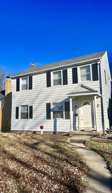 3925 Webster St, Fort Wayne, IN 46807