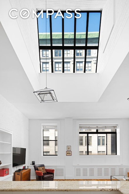 23 E 10th St Unit PHA, New York, NY 10003