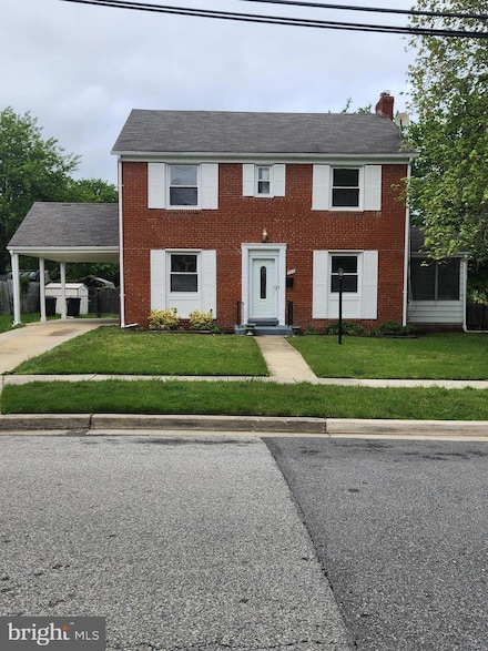 302 Brockton Rd, Oxon Hill, MD 20745
