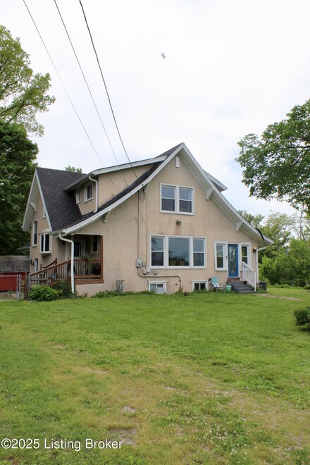 4618 River Front Dr, Louisville, KY 40216