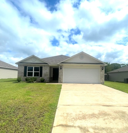 128 Sunland Dr, Beebe, AR 72012