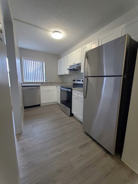 48 Peninsula Place Unit 315, Boston, MA 02125