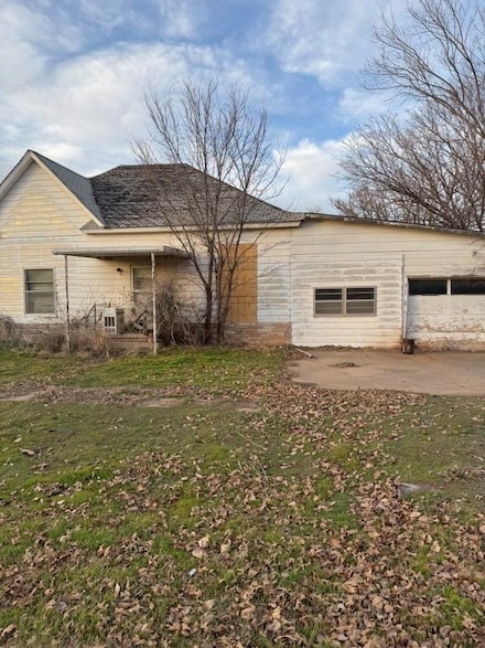 311 W Corn St, Goltry, OK 73739