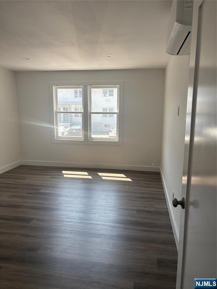 671 Midland Ave Unit 9A, Garfield, NJ 07026