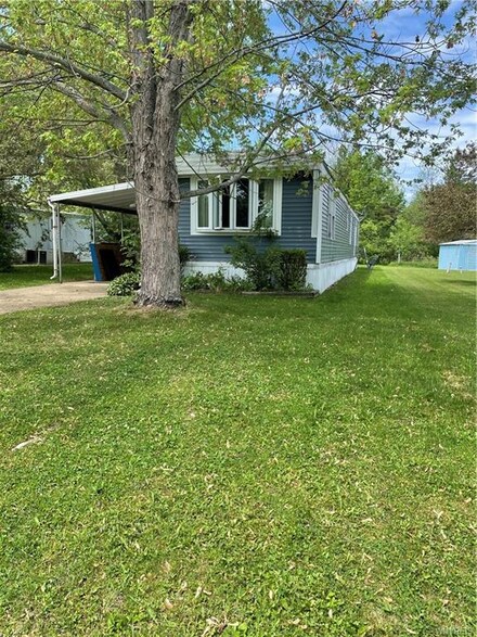 8138 Amy-Jenn Dr, Angola, NY 14006