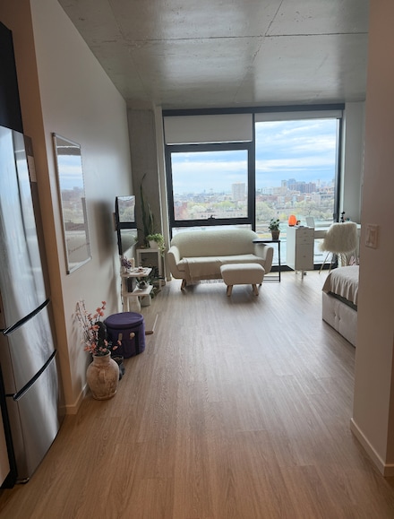 225 N Elizabeth St Unit 714, Chicago, IL 60607