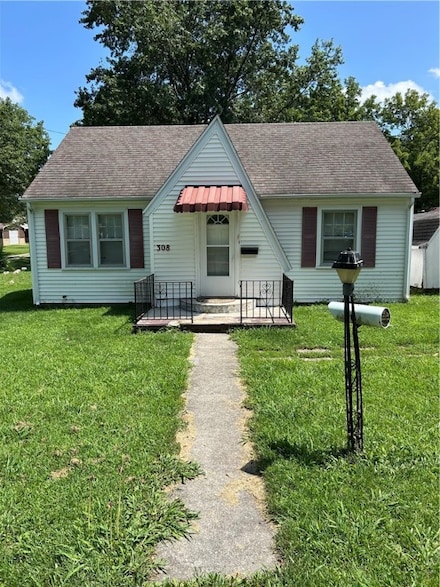 308 S Maple St, Newton, IL 62448