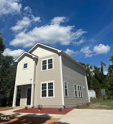 332 Hamilton St, Henderson, NC 27536