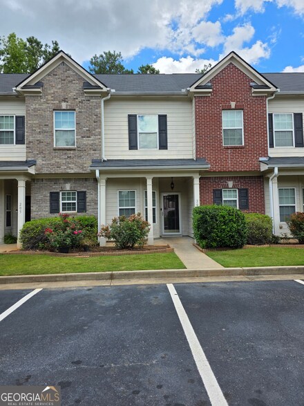 207 Granite Way, Newnan, GA 30265