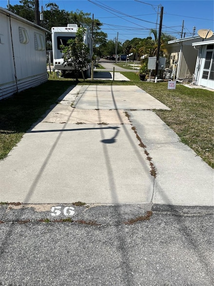 56 Indiana St, Palmetto, FL 34221