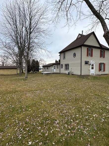 302 W Division St, Colfax, IA 50054