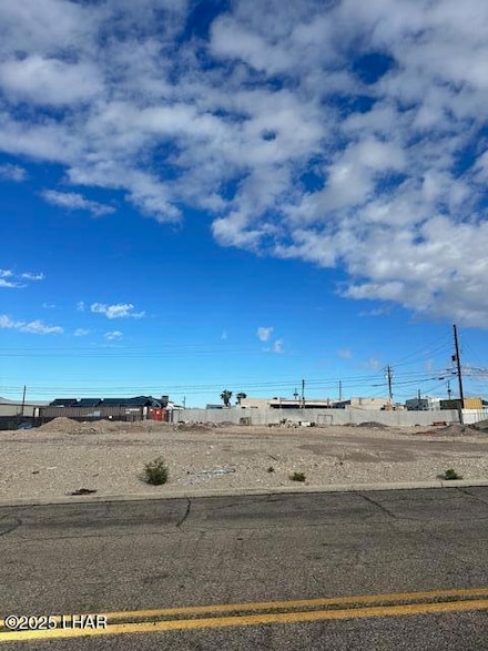 2031 Commander Dr, Lake Havasu City, AZ 86403