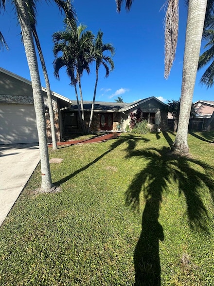 110 W Rubber Tree Dr Unit Main House, Lake Worth, FL 33467