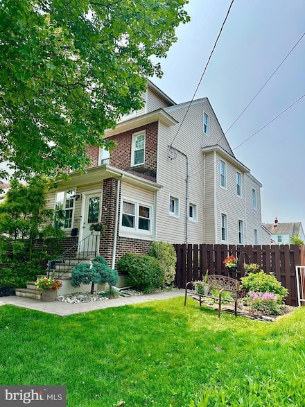 61 Vermont St, Lawrence Township, NJ 08648