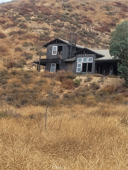 23960 Estelle Mountain Rd, Perris, CA 92570