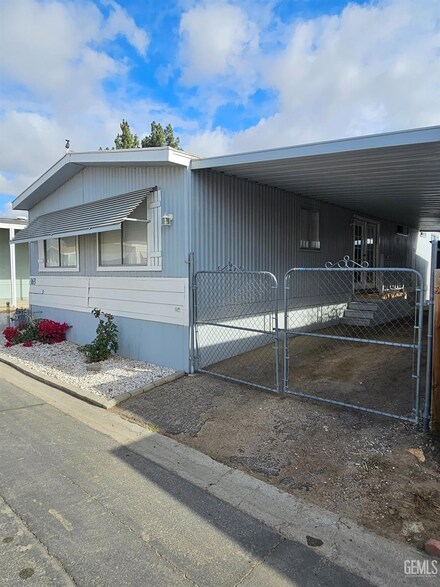 163 Hickorywood Ln, Bakersfield, CA 93308
