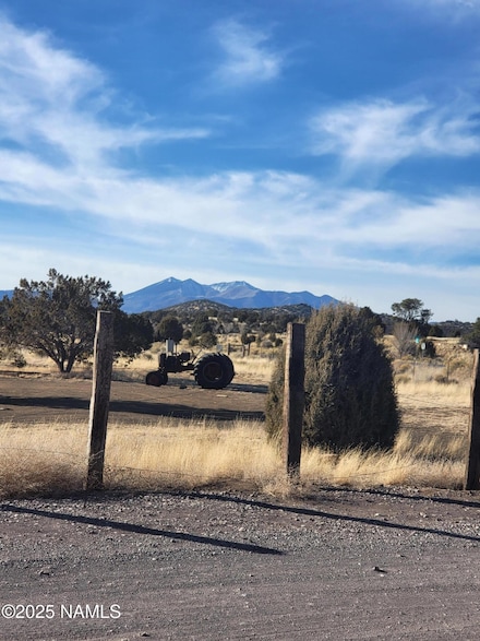 5081 Spud Dr, Flagstaff, AZ 86004