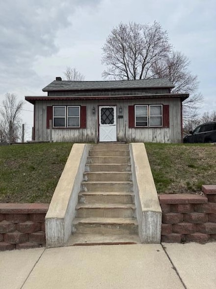 314 W Main St, Whitehall, MI 49461