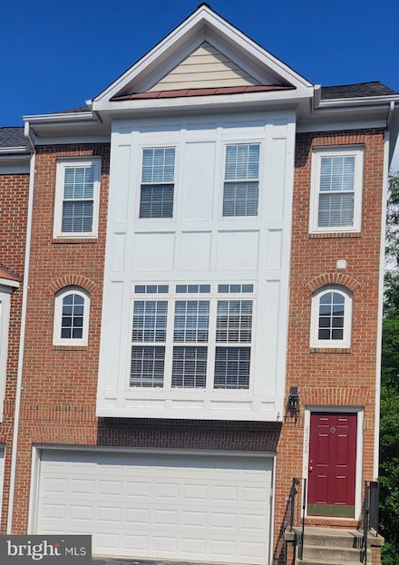 25206 Dunvegan Square, Chantilly, VA 20152