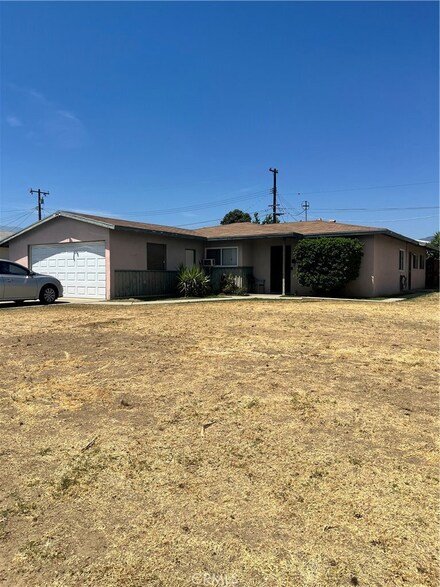 19436 Chaparral St, Rialto, CA 92376